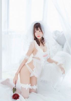 解开美女胸罩_HD高清完整版播放