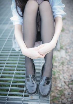 按摩中出人妻_日韩电影在线