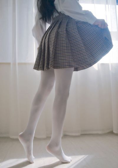 鞭打调教美女坐便器_4K全集免费播放
