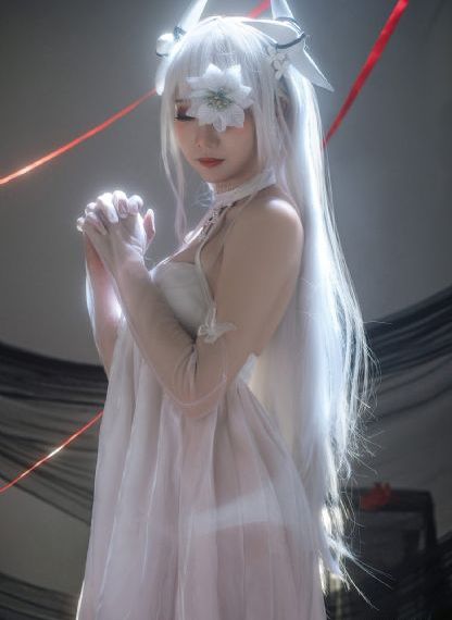 美女视频社区区_高清完整在线观看