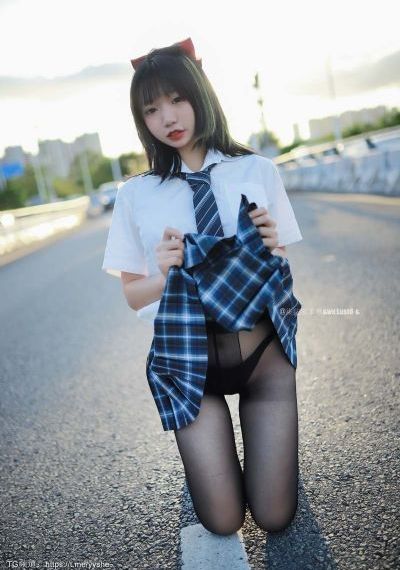 天天综合永久_剧情片免费播放